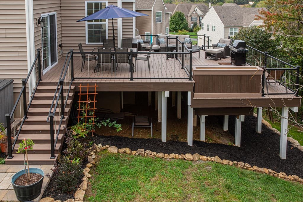 deck design by a seattle deck builder called Seattle Deck Builders LLC